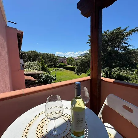Porto Rotondo-centro, 12 Minuti A Piedi Dalla Ira Apartment
